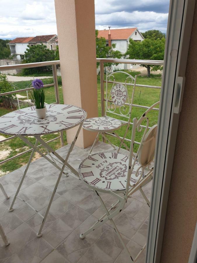 Apartments Nella Zadar Exterior foto